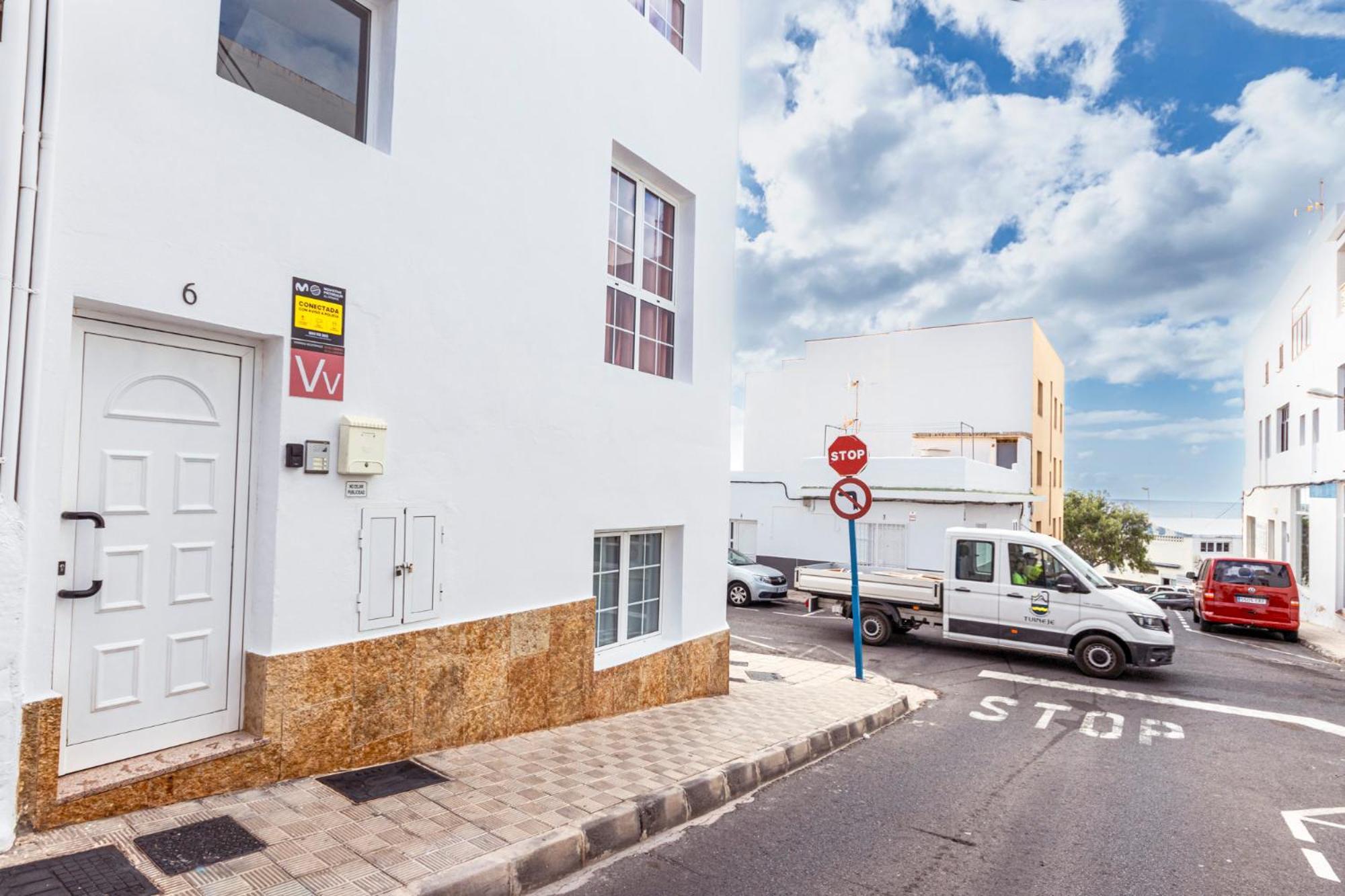 Apartamento Vistas Al Mar, Wifi De 600 Mb Gran Tarajal Bagian luar foto