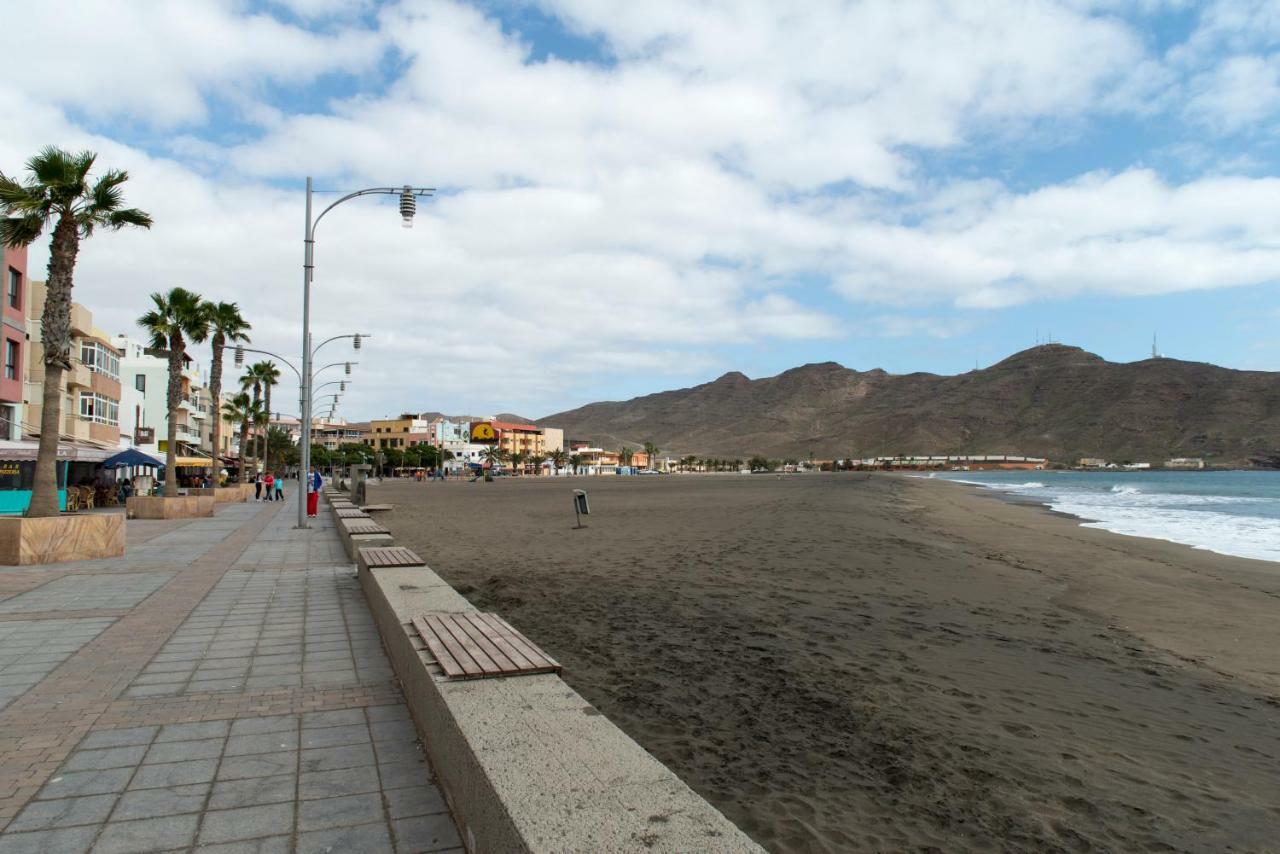 Apartamento Vistas Al Mar, Wifi De 600 Mb Gran Tarajal Bagian luar foto